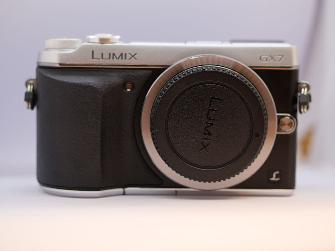 【美品・動作確認済】LUMIX GX7 ミラーレスカメラ