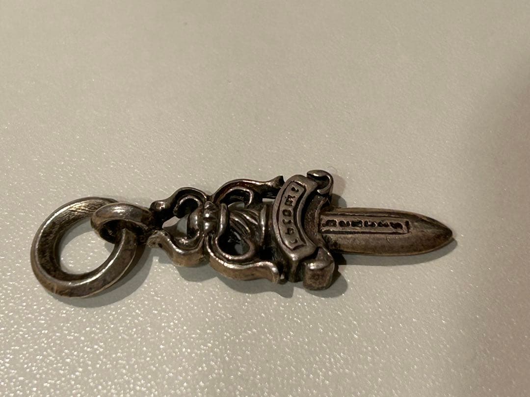 Chrome Hearts オールド スモールダガー チャーム