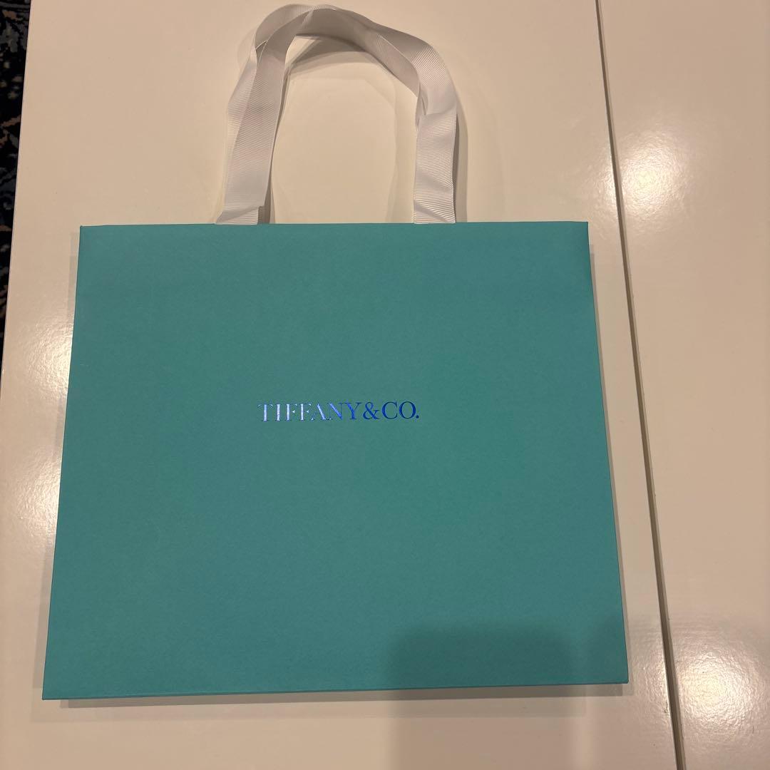新品未使用　ティファニー 腕時計 ケース ブルーBOX 空箱