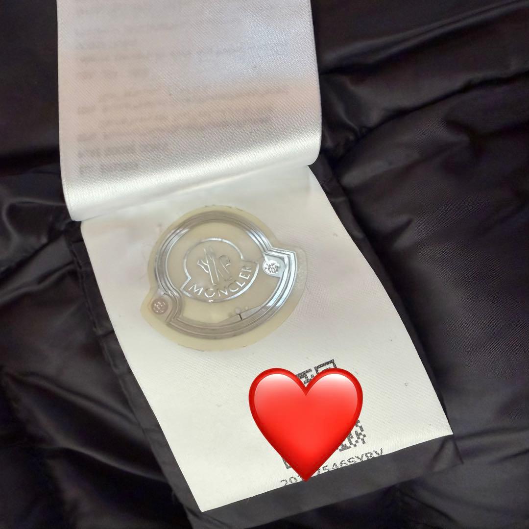 【美品】ライトダウン Moncler barbel giubbotto サイズ1