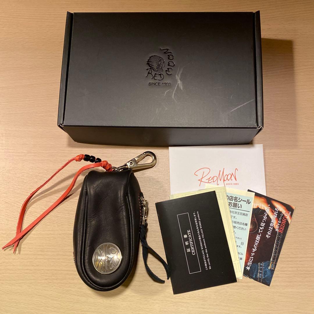 Red Moon ブラックレザーキーケース ポーチ