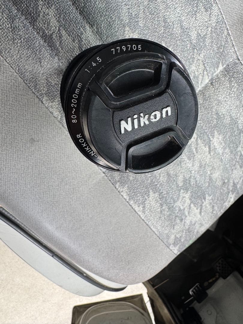 Nikon F3 一眼レフカメラ Nikkorレンズ付き