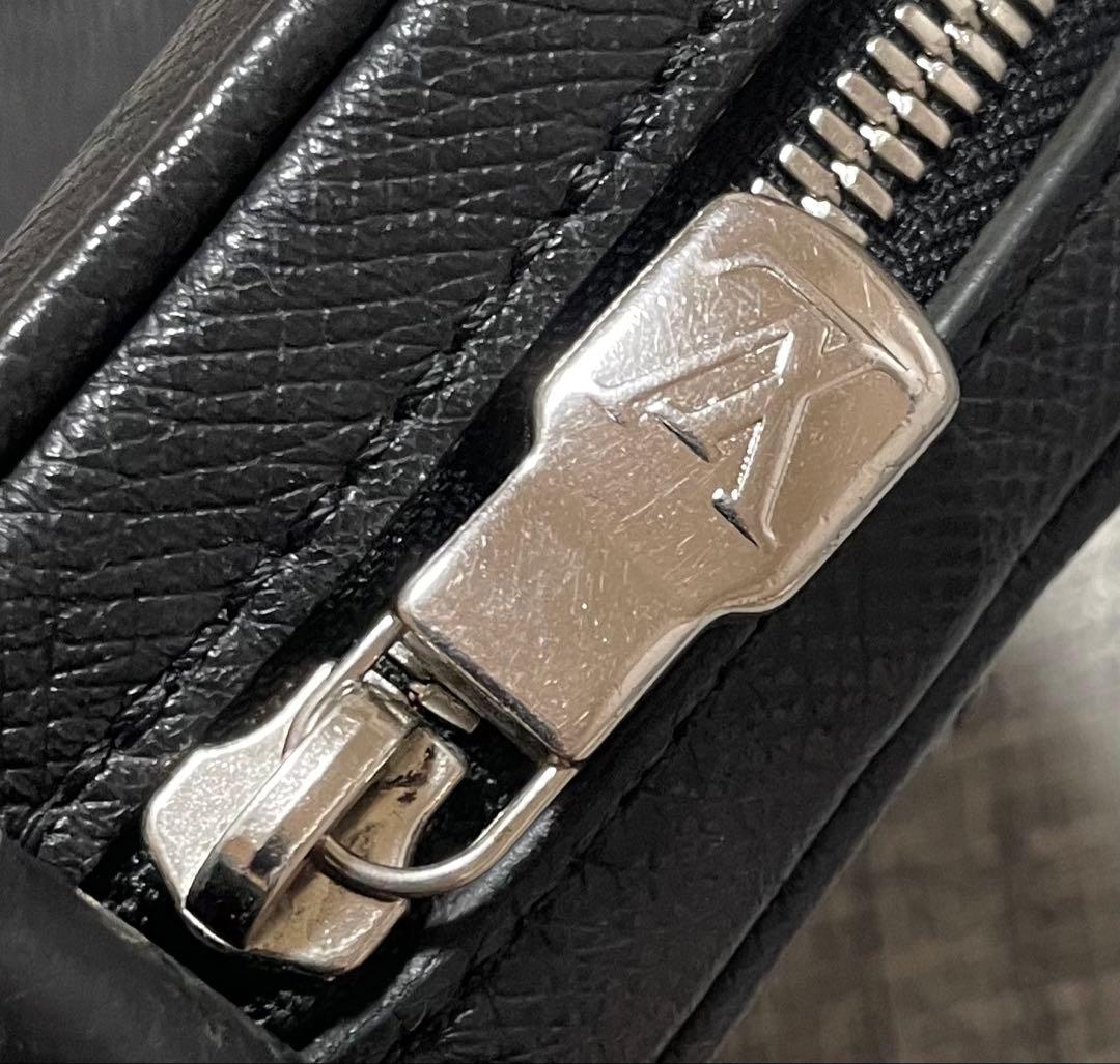 Louis Vuitton PPM Taiga メッセンジャー