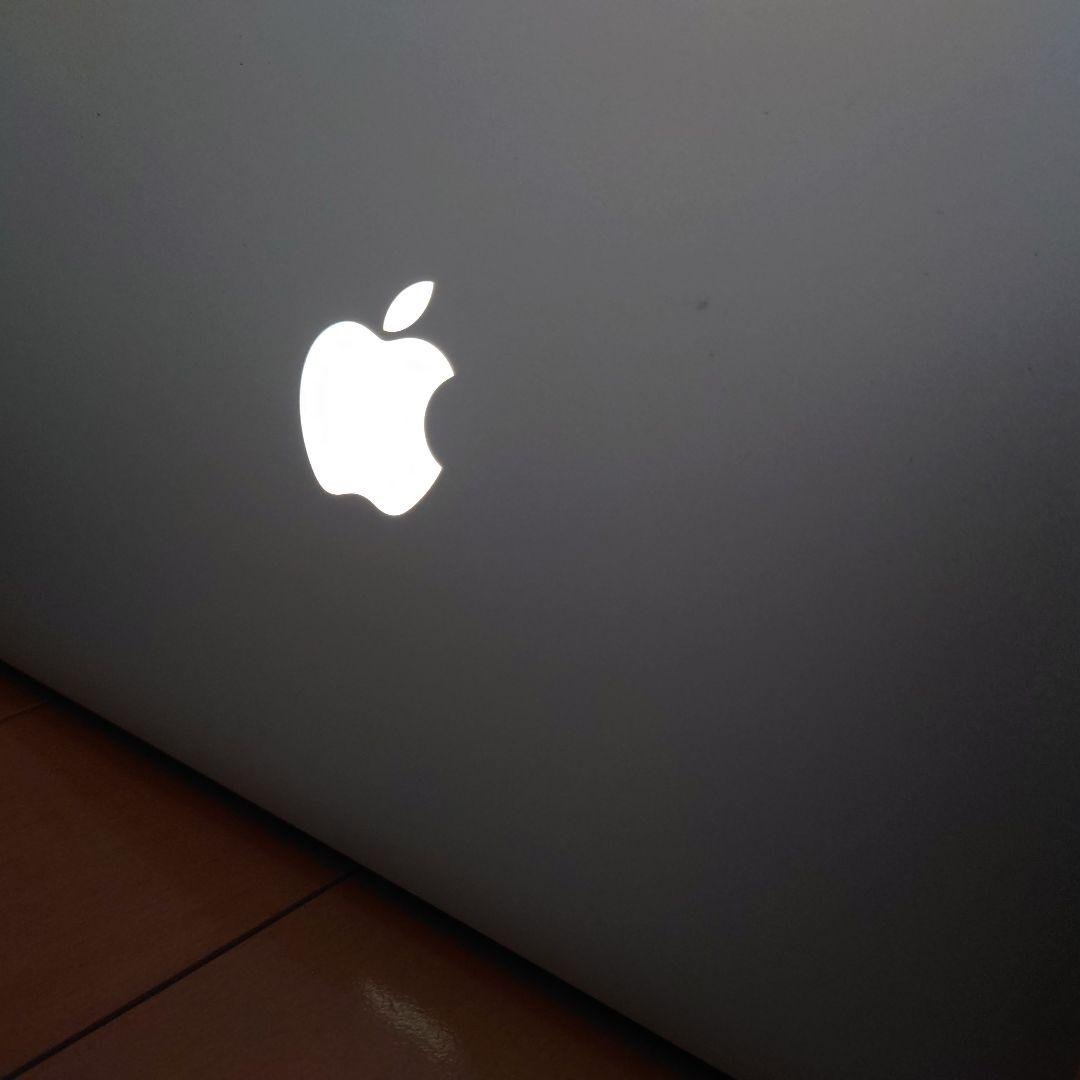 MacBook Air 11-inch (Mid 2012）マックブックエアー