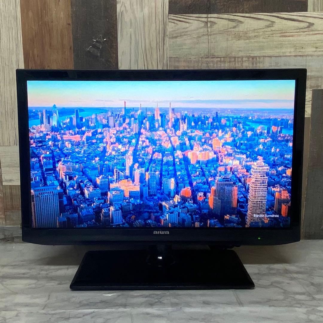 即日受渡❣️全国送料込 Aiwa 地デジBSCS搭載19型液晶テレビ19H10S