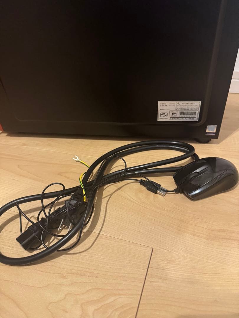 【半額以下】iiyama LEVEL-J ブラック/レッド デスクトップPC