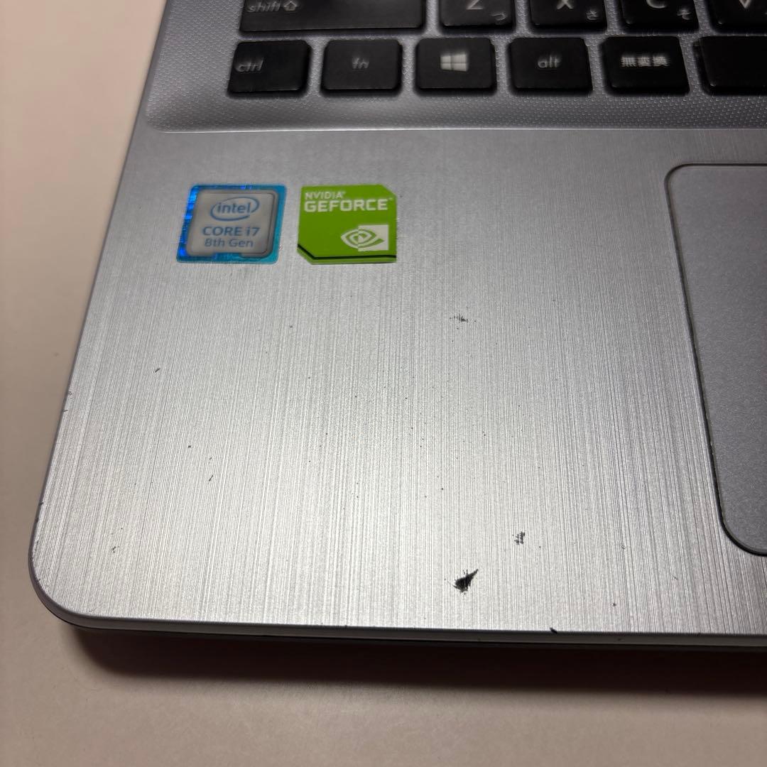 Windowsノート本体 Core i7 ASUS VivoBook X542UN-8550 / 16GB