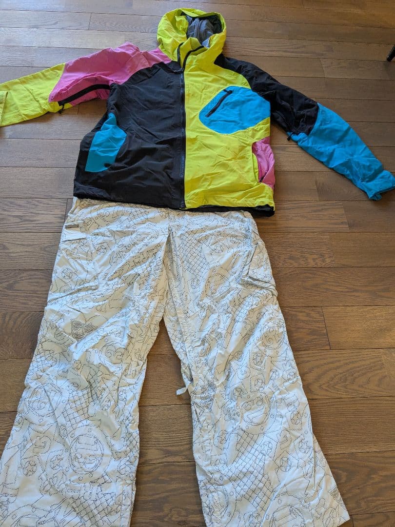 ☆格安　BURTON 上下セット　AKシリーズ