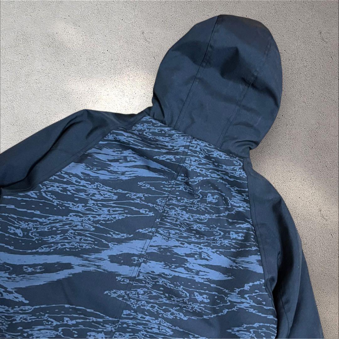 Back Channel コーデュラジャケット　フーディー カモフラ　刺繍　中綿