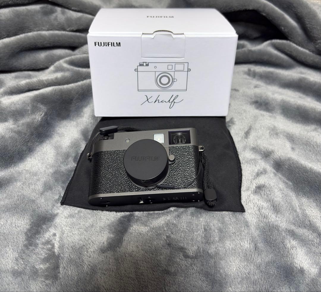 Fujifilm X-Half コンパクトデジタルカメラ エックスハーフ
