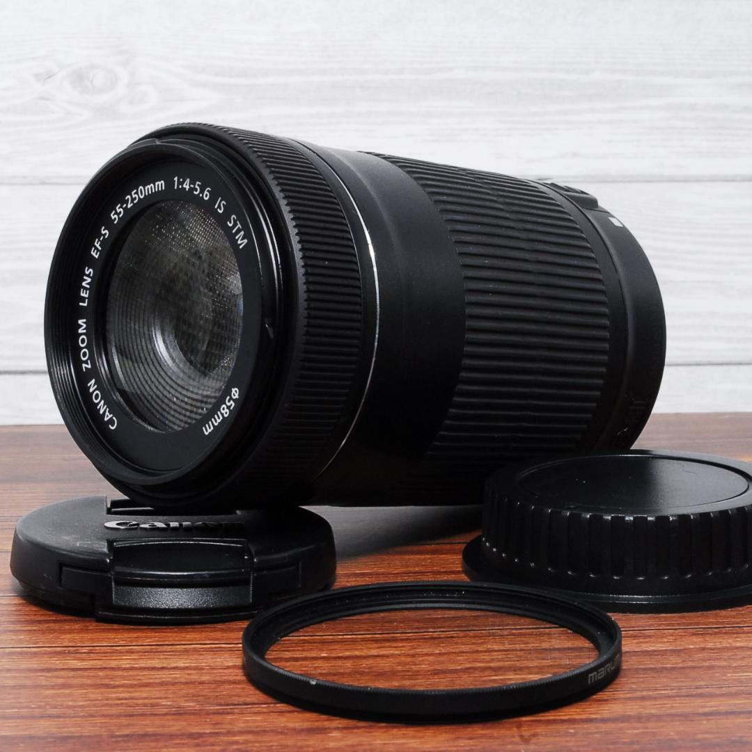望遠レンズ Canon EF-S 55-250mm F4-5.6 IS STM