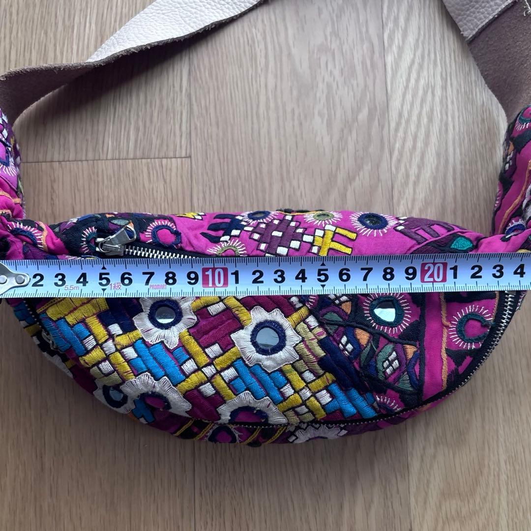 レア 刺繍 シモンカミールSimone Camille ウェストポーチ バッグ