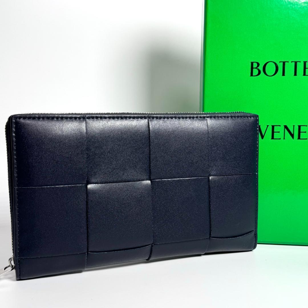 現行 BOTTEGA VENETA カセット ジップアラウンド ウォレット 本革