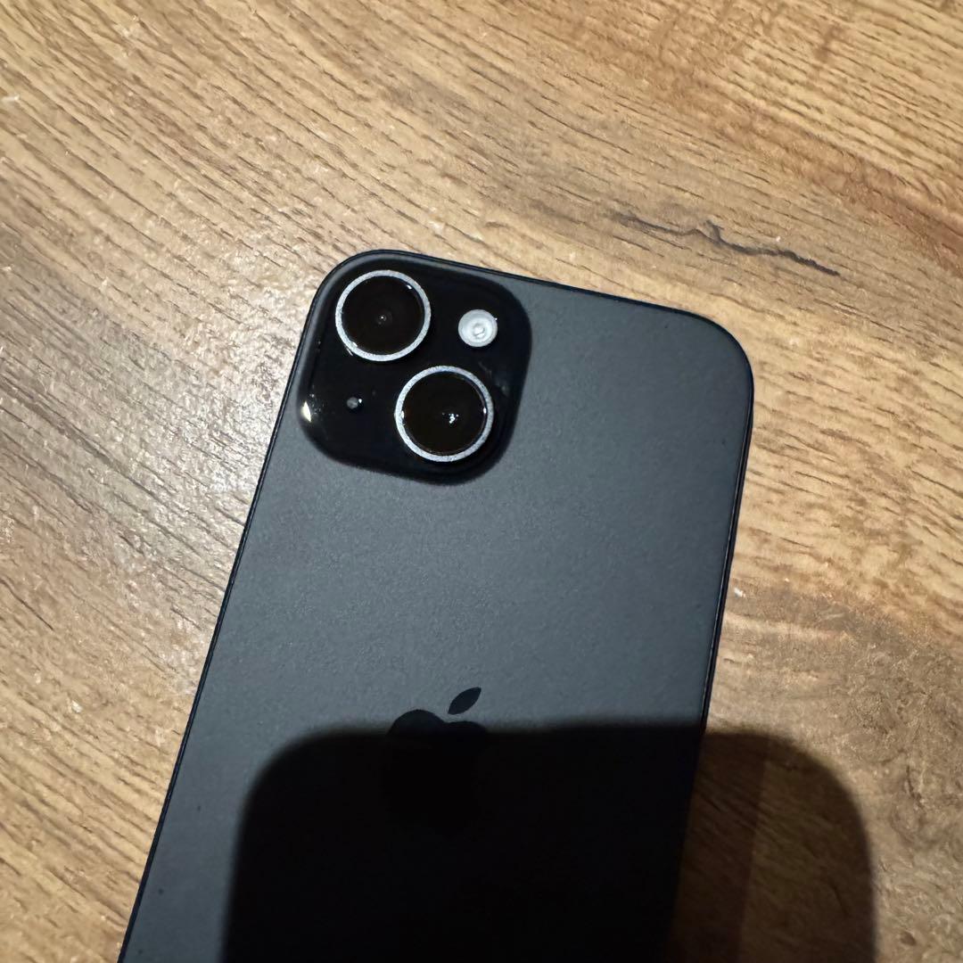 iPhone 15 ブラック 256GB SIMフリー 美品　おまけ付き