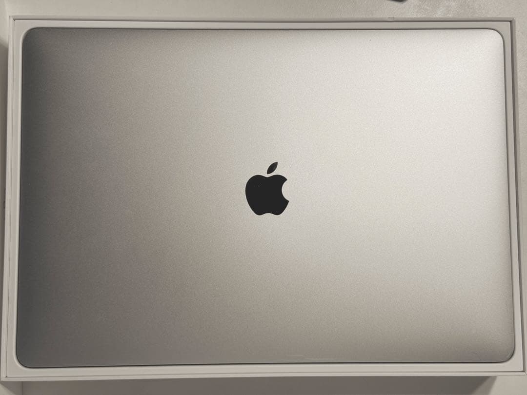 MacBook Pro 2018 15 i9 32GB 1TB 箱付 初期化済