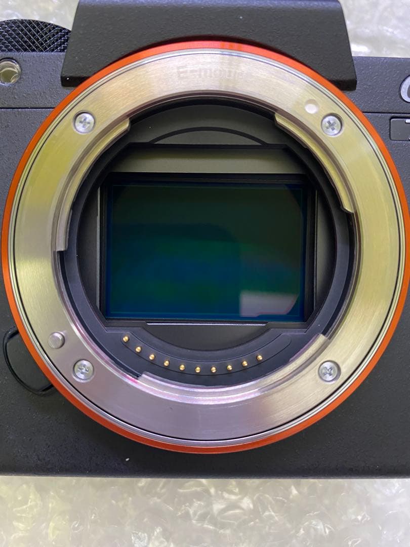 S*I様 SONY α7RⅡ 外箱取説付属品あり バッテリー3個 美品