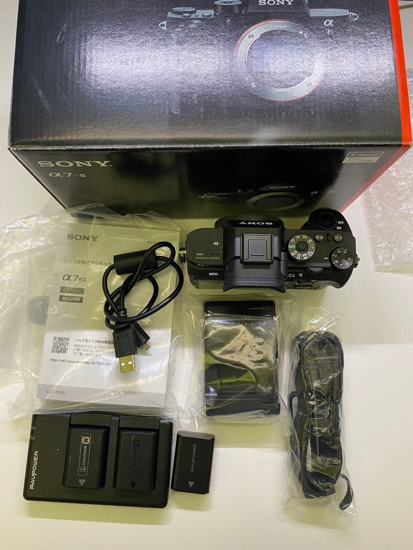 S*I様 SONY α7RⅡ 外箱取説付属品あり バッテリー3個 美品