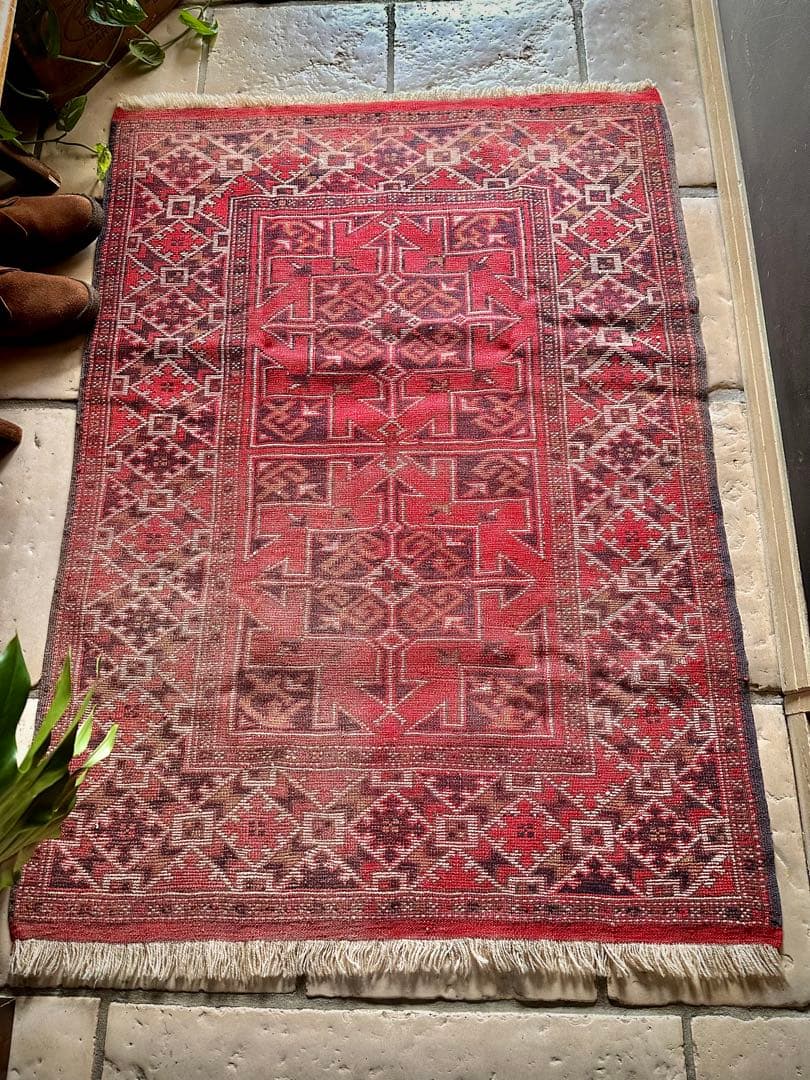 トライバルラグ　ヴィンテージラグ　コーカサスラグ　クルド族　プリミティブアート