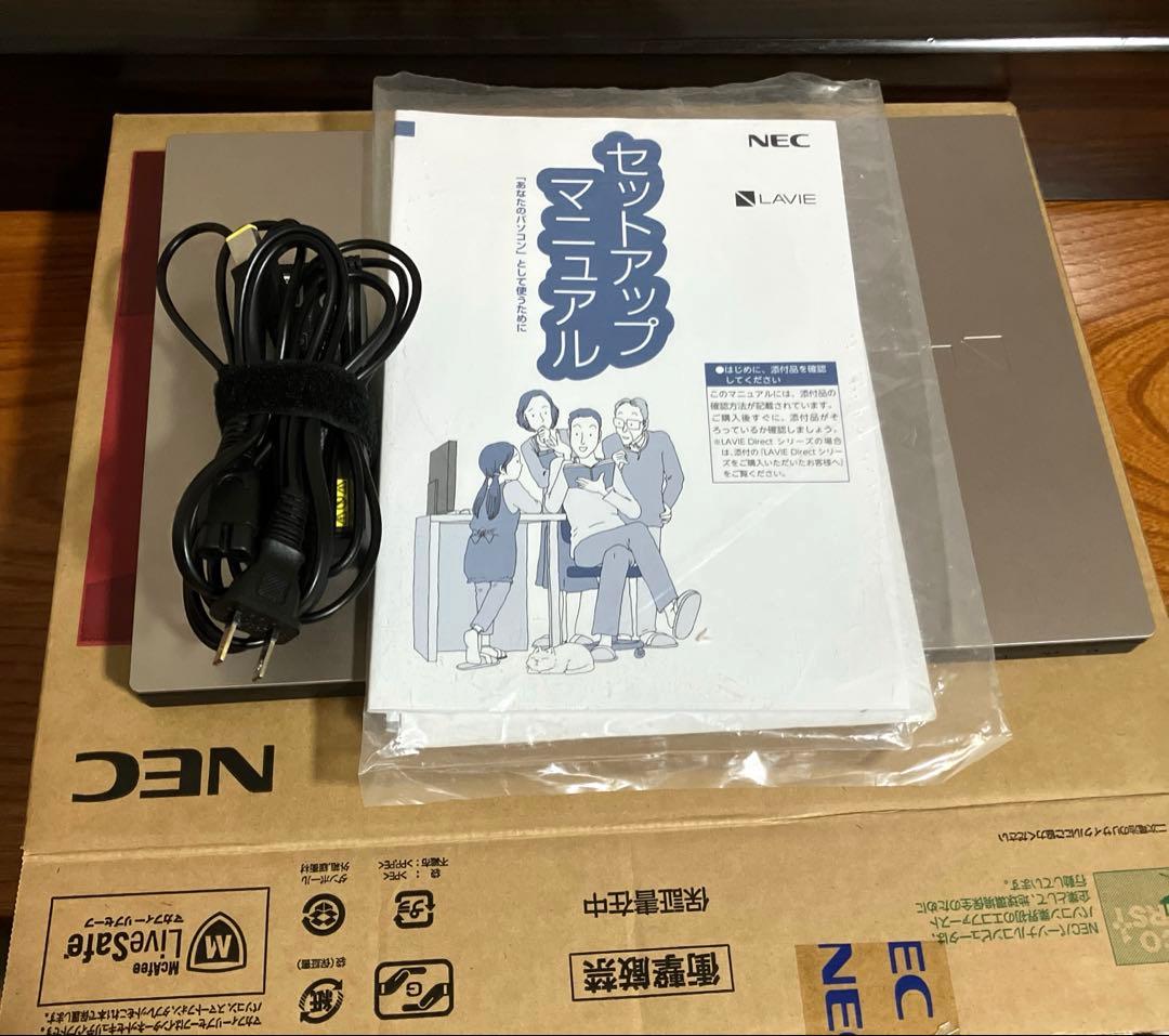 LAVIE NEXT ノートパソコン　15.6インチ美品ＮＥＣ