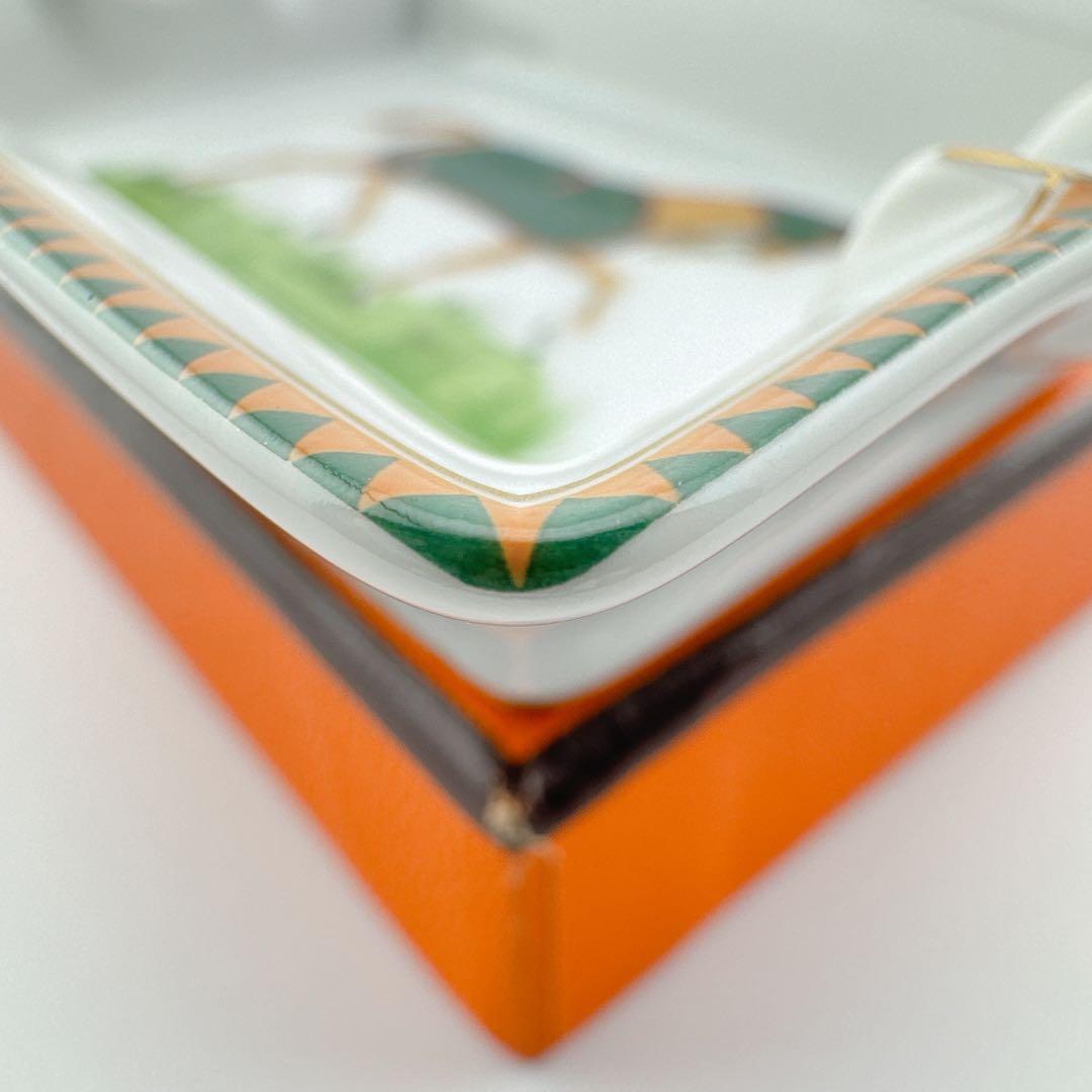 HERMES エルメス 灰皿 馬柄 アッシュトレイ 小物入れ 陶器 未使用 箱付