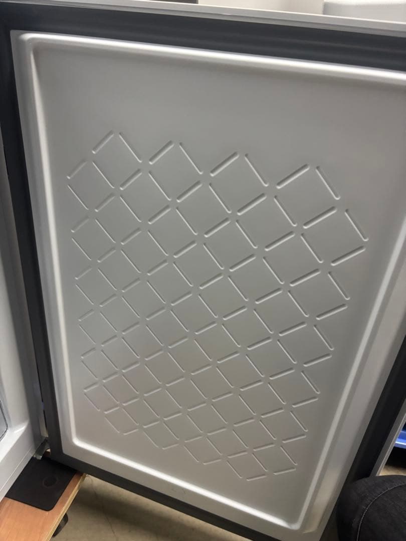 TCL P186BFW 2ドア 186L 冷蔵庫 右開き 2024モデルT