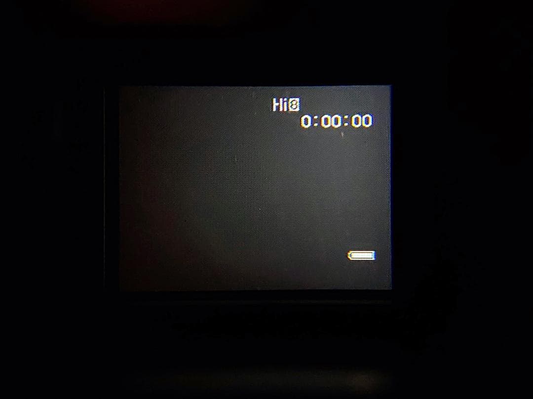 8mmテープのダビングに！ SONY ビデオカメラ CCD-TR2 01