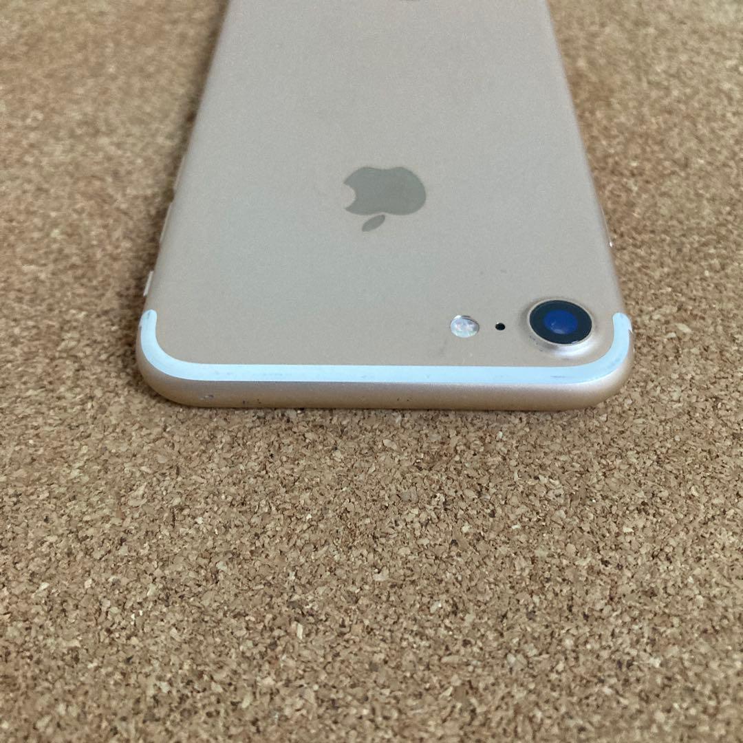 4051【早い者勝ち】電池最良好☆iPhone7 128GB SIMフリー☆