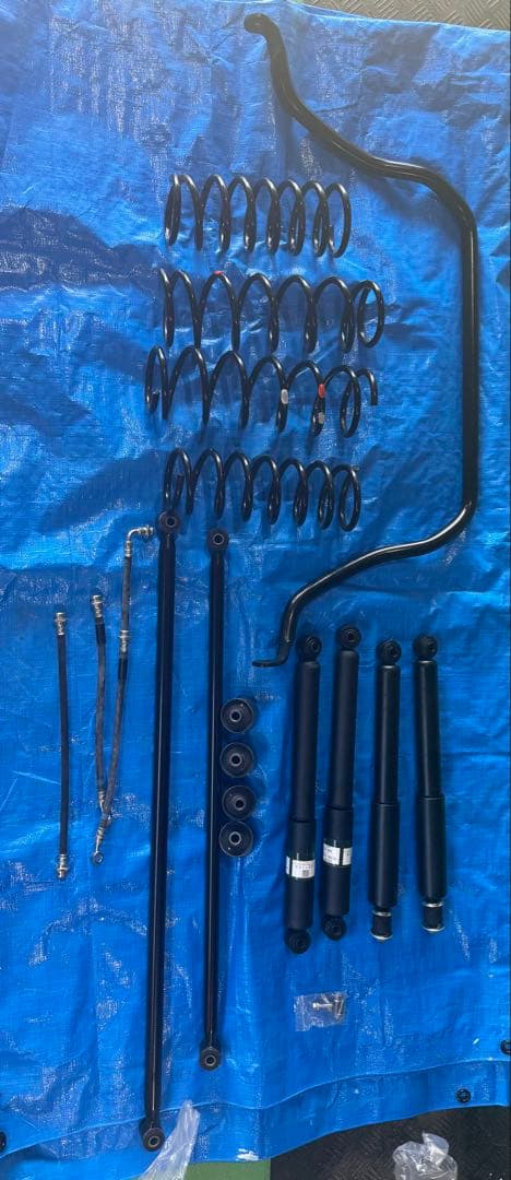 jb23純正サスペンションキット一式