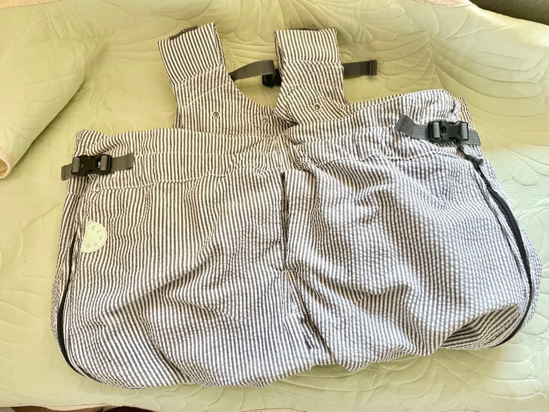 【お値下げ中☺︎】ウィーゴーツイン 抱っこ紐 ストライプ