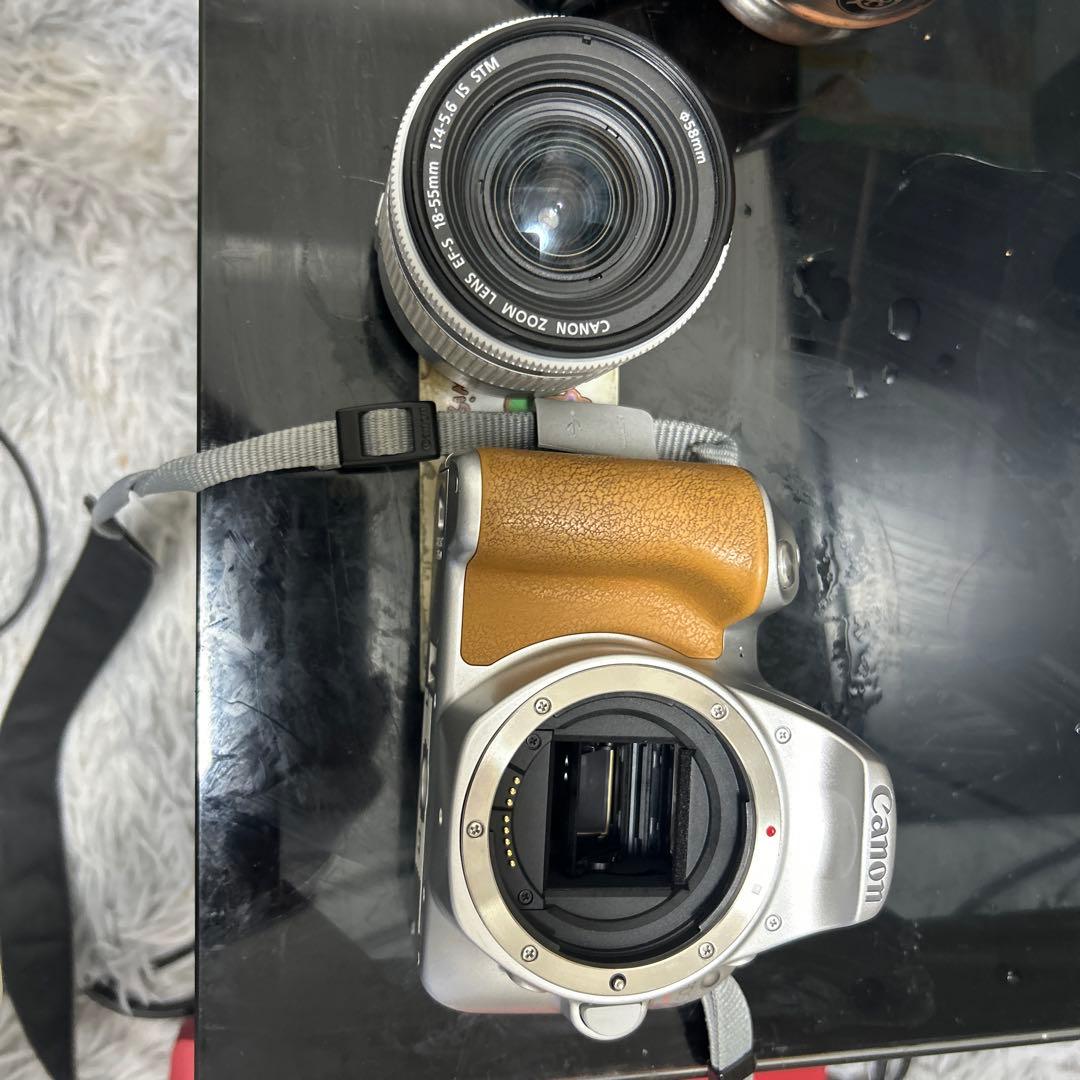 CANON◆デジタル一眼カメラ EOS Kiss X9