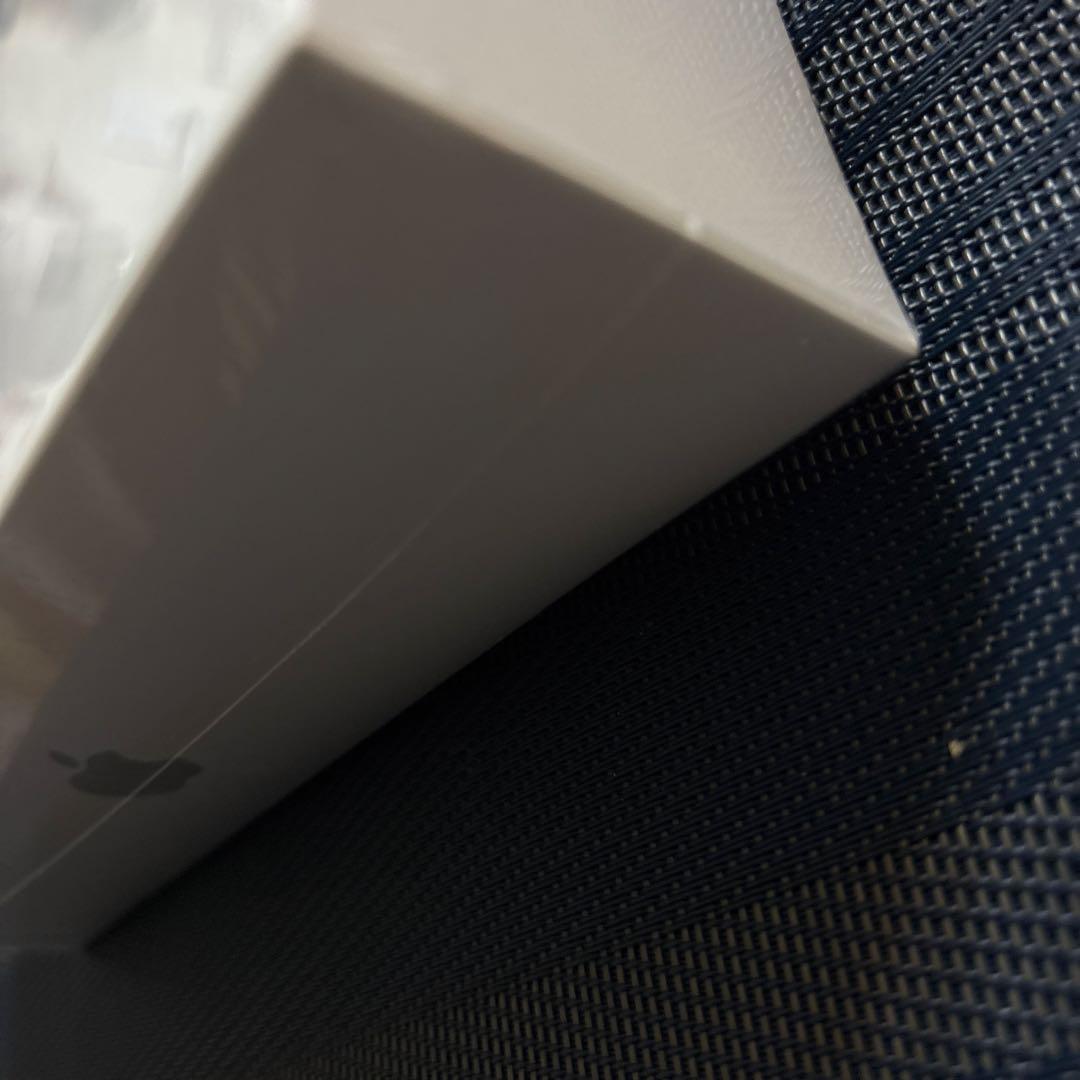 【新品未開封】iPad 第8世代 Wi-Fi 32GB シルバー　匿名配送