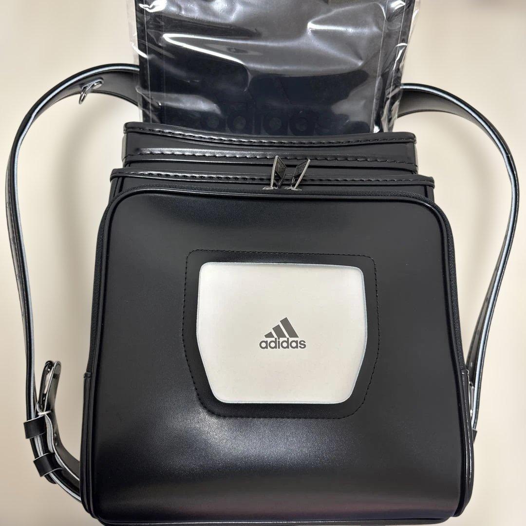 アディダス　ランドセル　新品　ブラック✖️ブラック