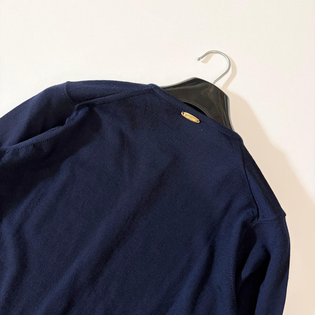 極美品　ミューズドゥーズィエムクラス　カーディガン　金ボタン　クルーネック　紺