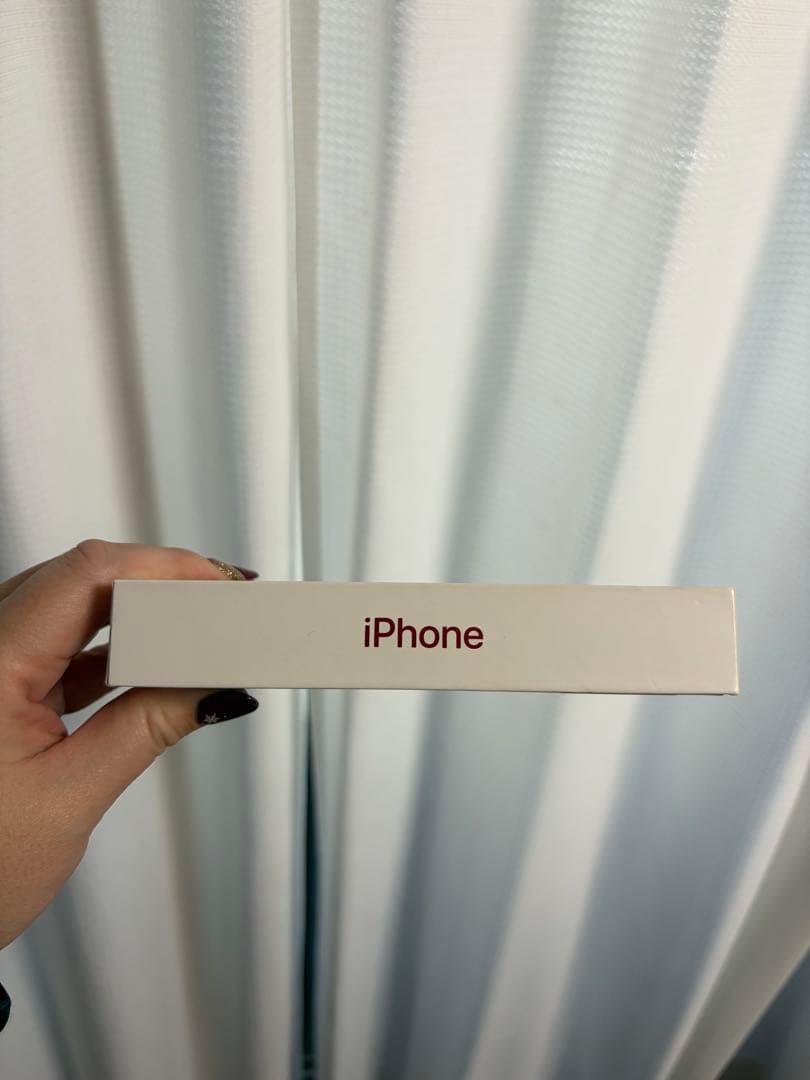 iPhone SE (第2世代) PRODUCT(RED) 本体　レッド