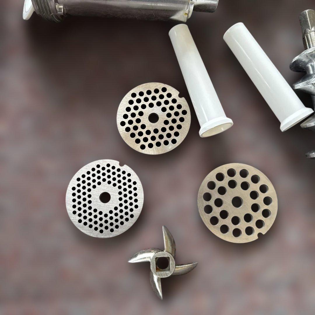 【新品同様ミキサー 】肉挽き機能付き ブラック シルバー