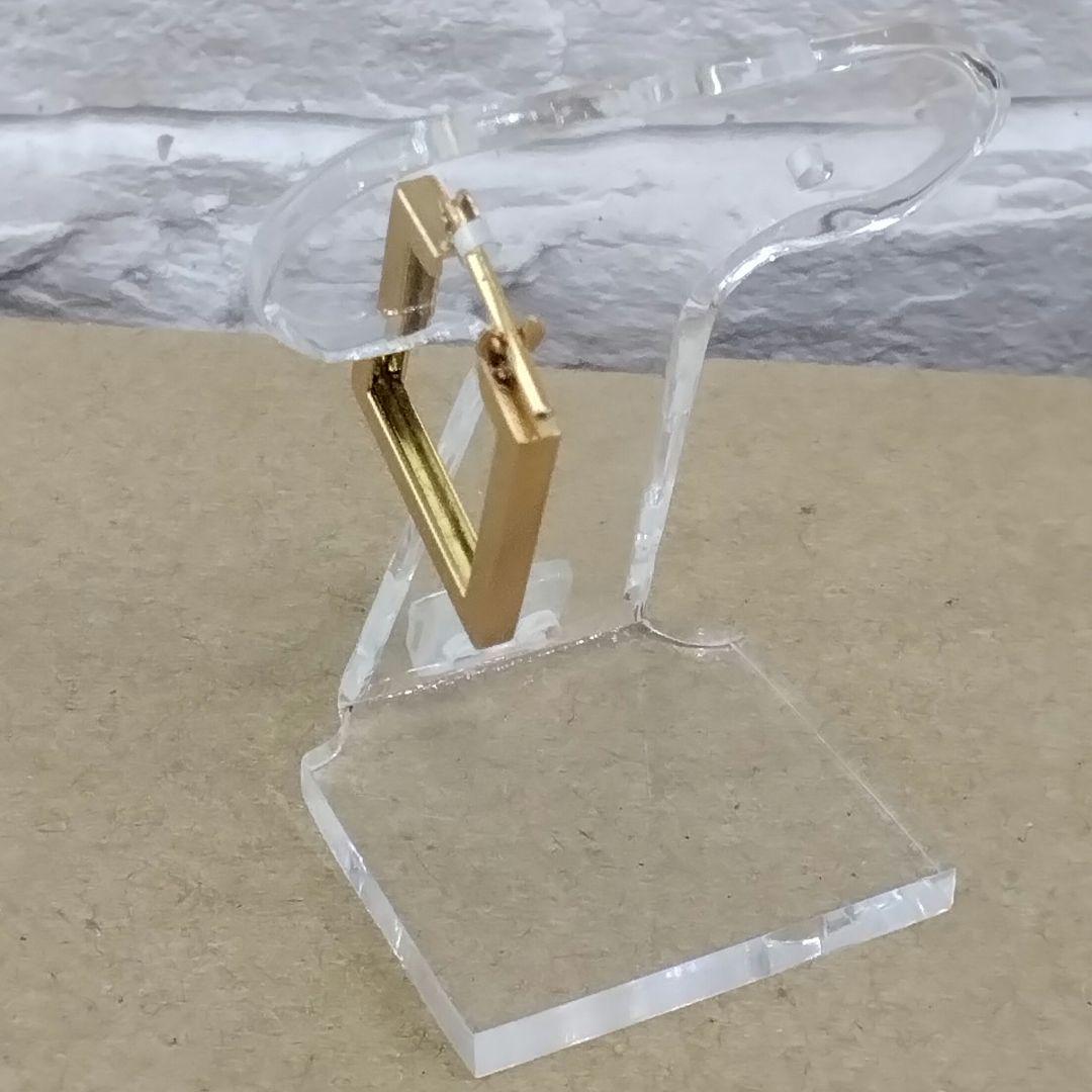 モモイロ　K18YG地金片耳ピアス　　中古品