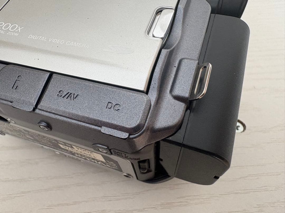 【レトロ】Victor GR-DZ7 デジタルビデオカメラ200x MiniDV