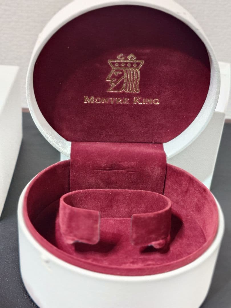 モンテキング　天然翡翠　レディース腕時計　可動品