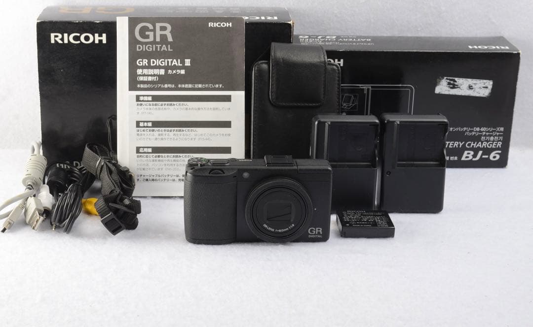 《 ショット数830回！ 》 リコー RICOH GR DIGITAL III