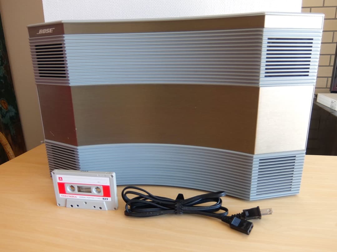 BOSE ボーズCDラジカセ AW-1D カセット可動、ラジオ受信可、CDやや難