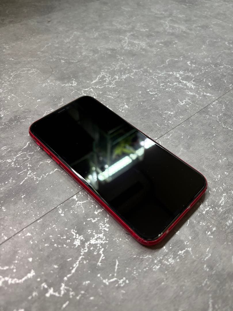 iPhone11 128GB レッド