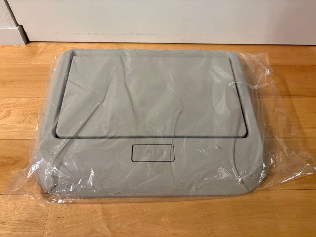 日産後席専用モニター　11インチ　ZM-7303 B8090-89941