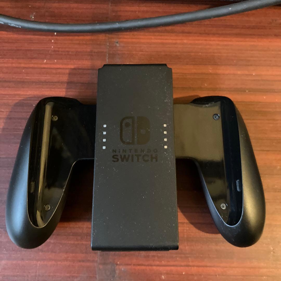 Nintendo Switch 本体　箱なし　ジョイコンなし