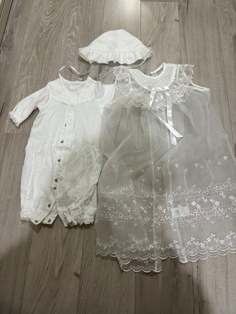 ミキハウス　ホワイト ベビードレスセット 帽子付き