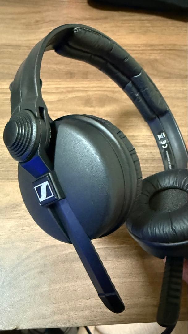 Sennheiser HD 25 70Ω 有線ヘッドホン