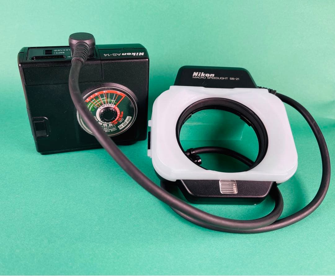ストロボ　Nikon マクロスピードライト　SB-21+AS-14
