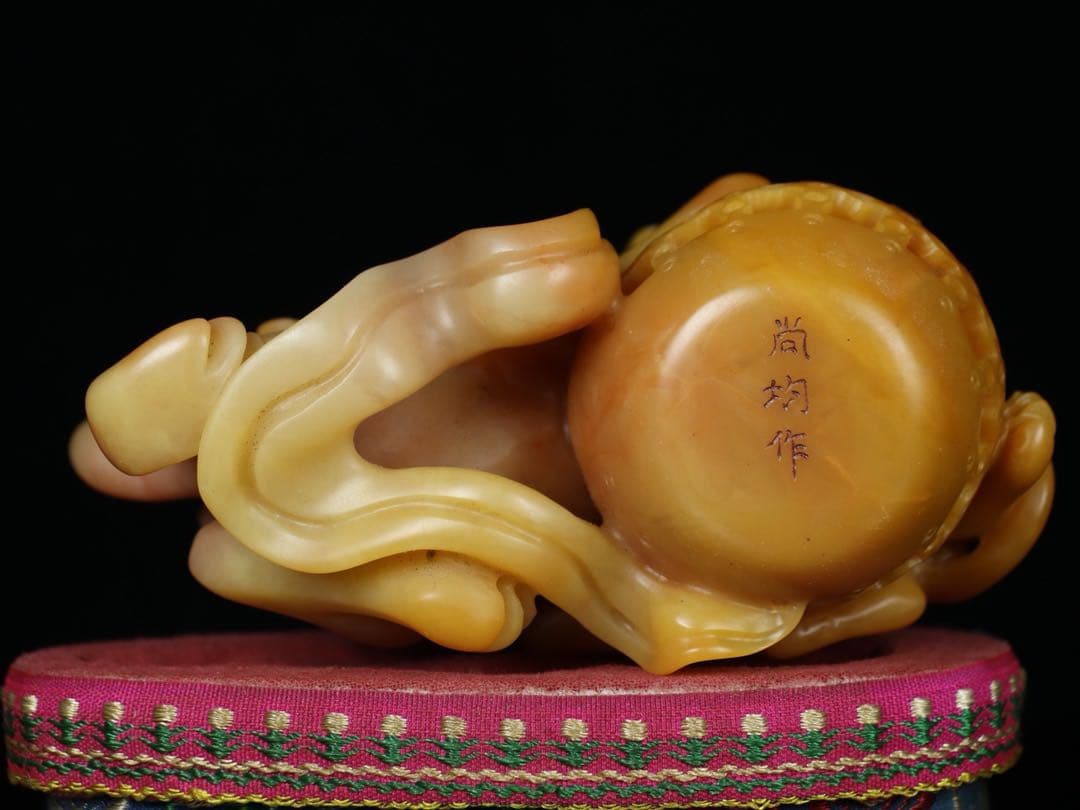 天然　寿山石 獅子・親子　透かし細工 極彫刻　置物　アンティーク　時代物