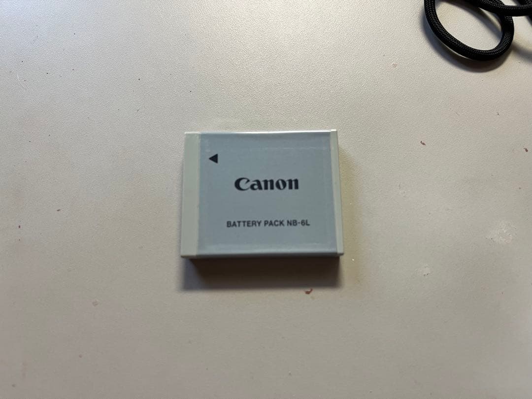 CANON IXY 30S PC1473 ホワイトPC1473 動作確認済 美品