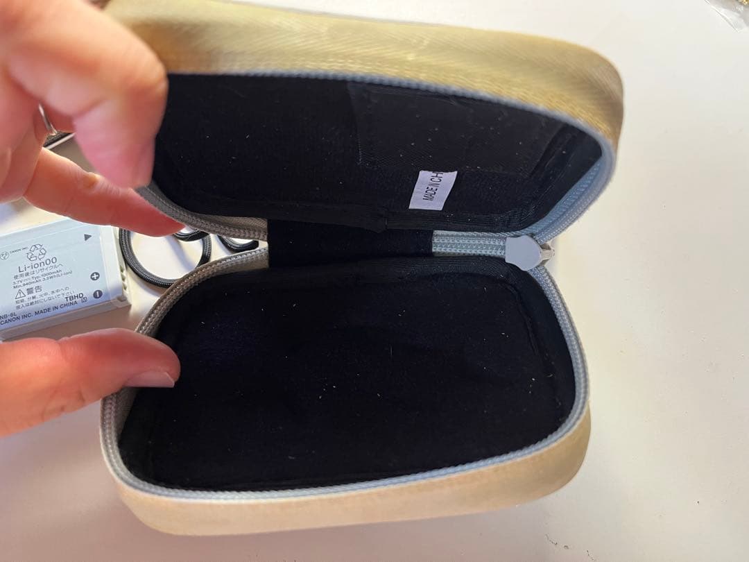 CANON IXY 30S PC1473 ホワイトPC1473 動作確認済 美品