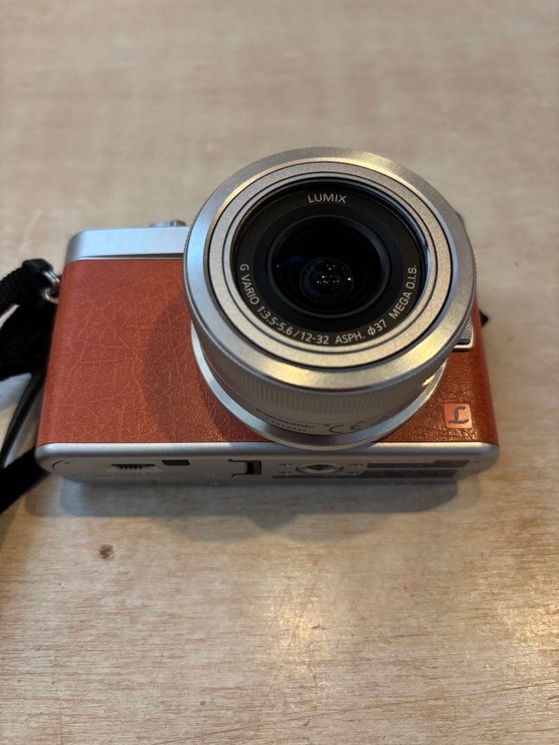 Panasonic LUMIX DC-GF9W デジタル一眼カメラ オレンジ